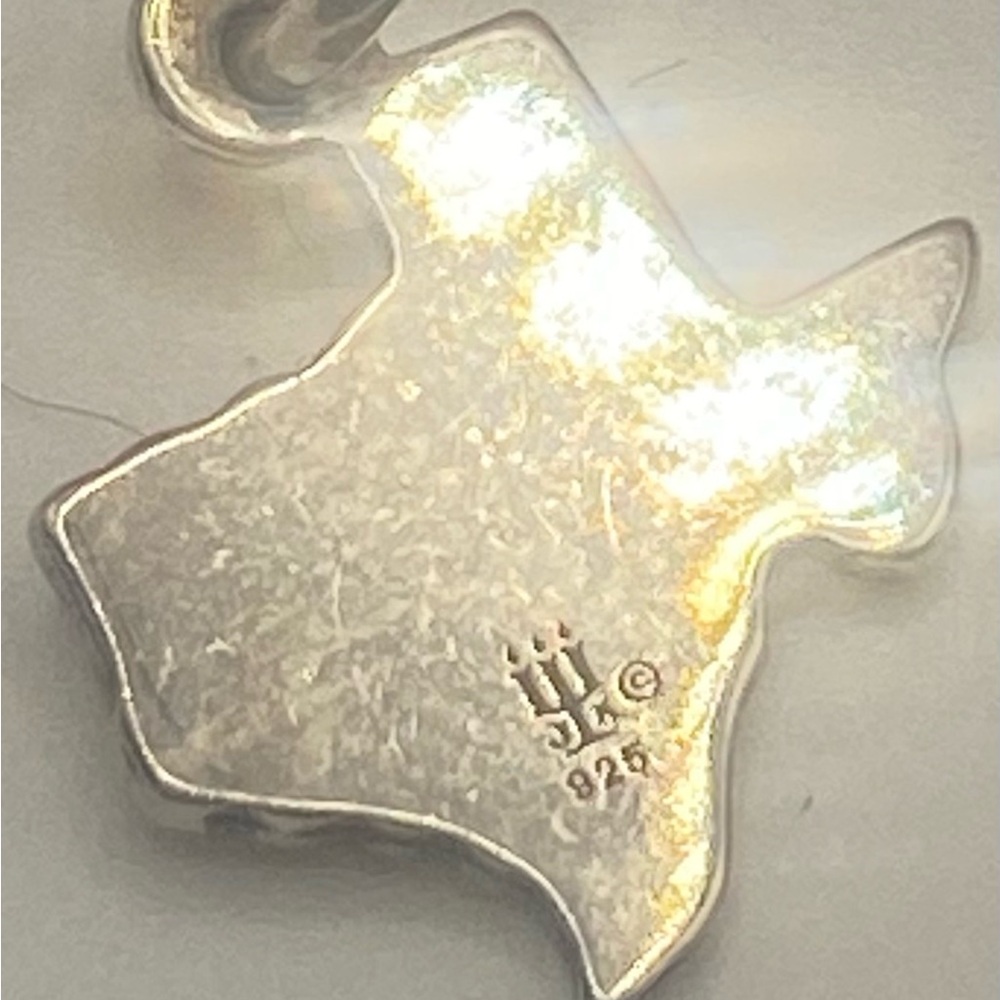 ⭐️JAMES AVERY⭐️Texas Longhorn State Charm - RETIRED - Picture 4 of 5